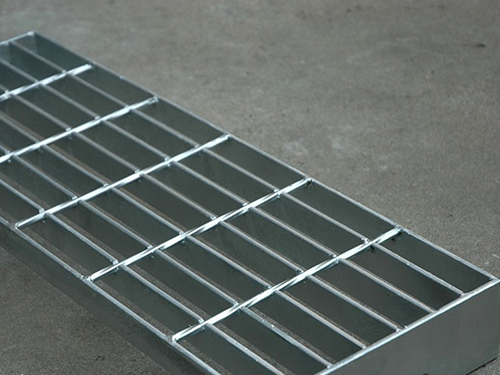 钢格板踏步板